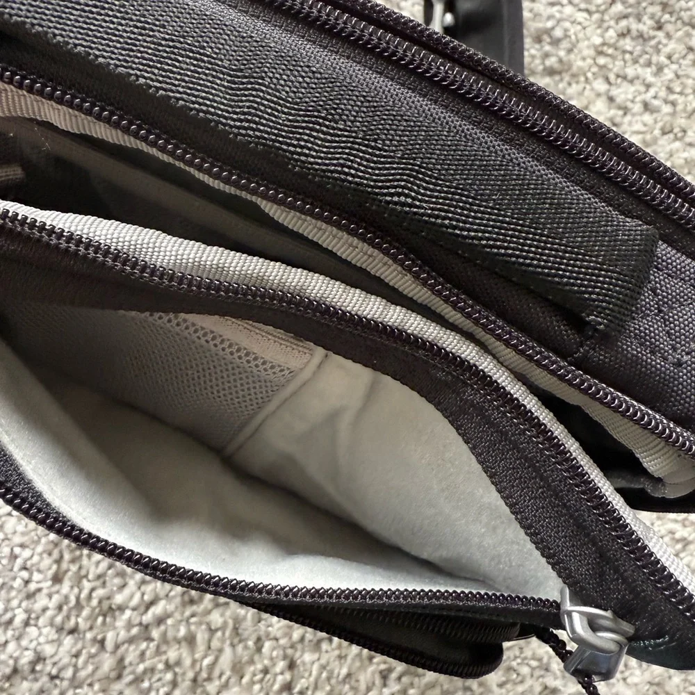 Think Tank My 2nd Brain Tablet Bag - Harbor Blue